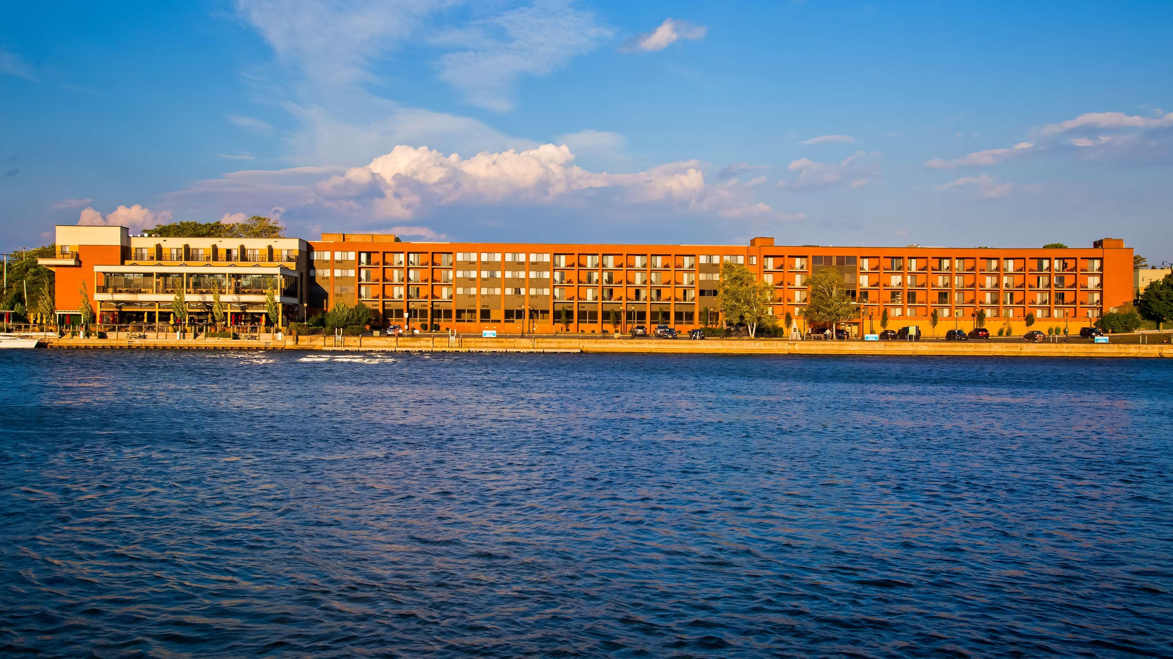 Best Western Plus Oswego Hotel And Conference Center Екстер'єр фото