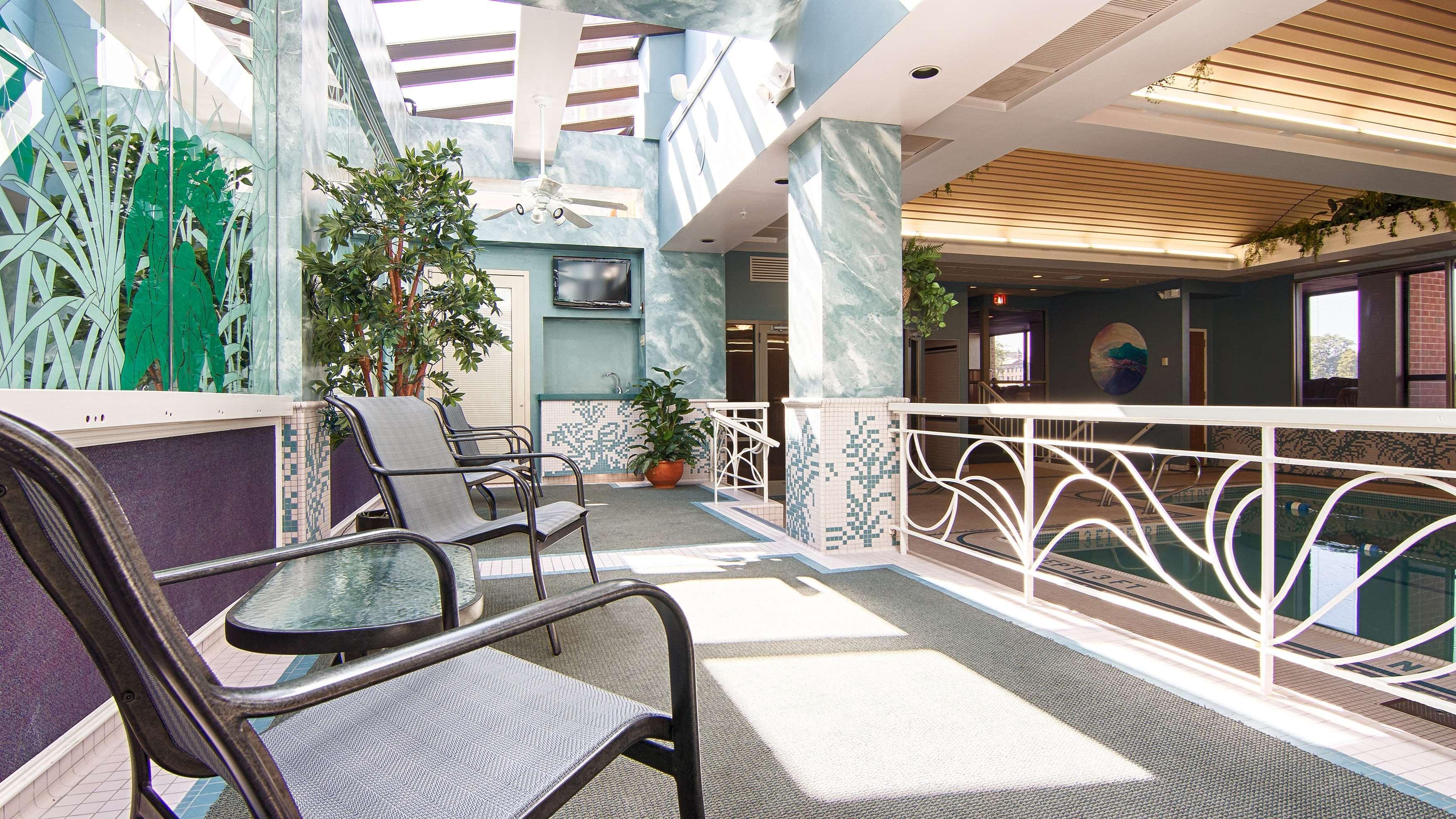 Best Western Plus Oswego Hotel And Conference Center Екстер'єр фото