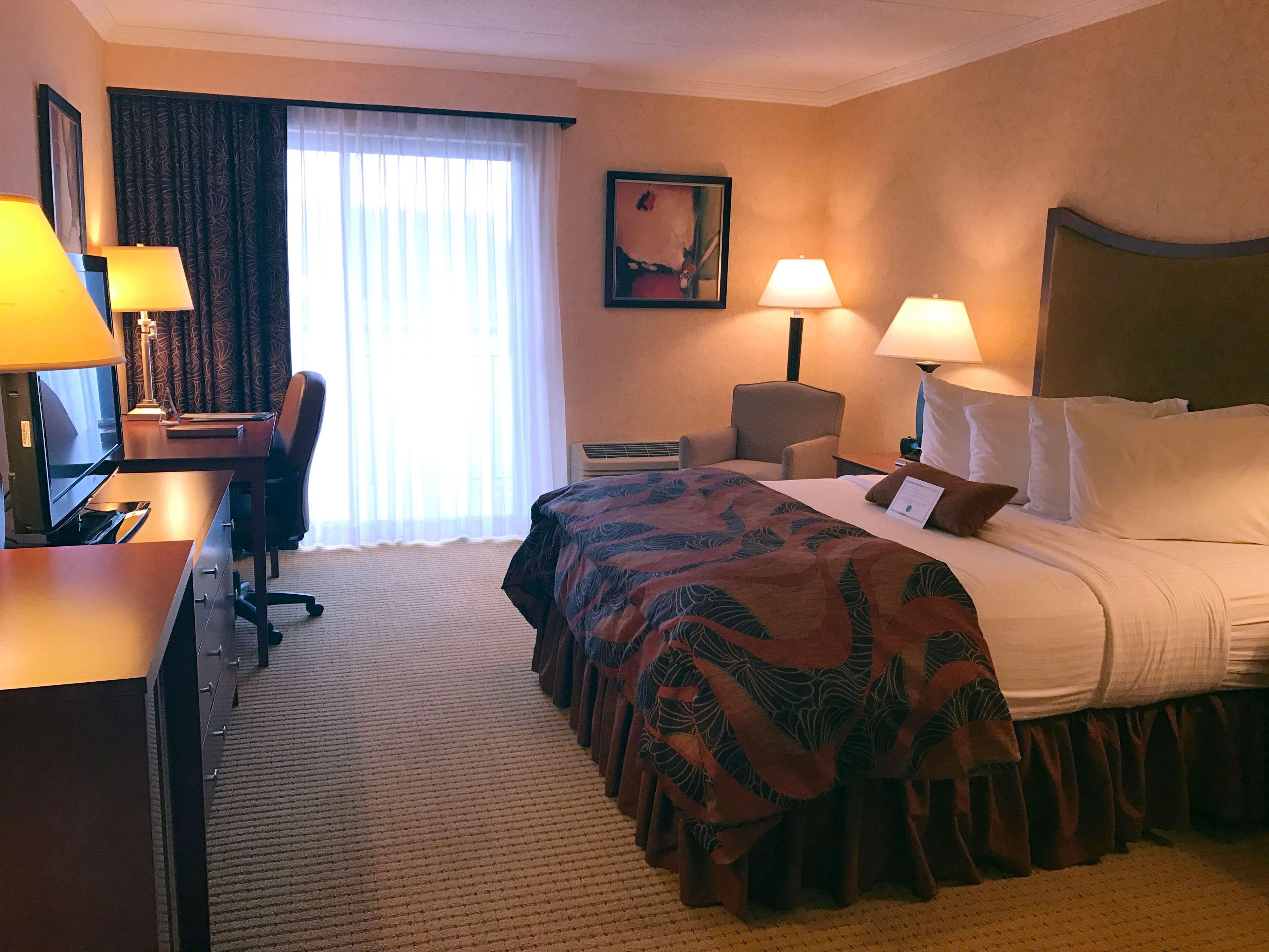 Best Western Plus Oswego Hotel And Conference Center Екстер'єр фото