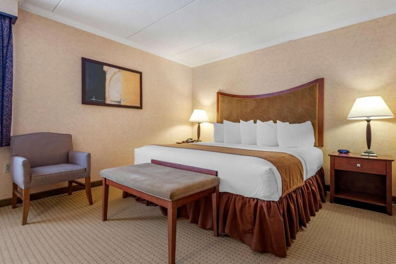 Best Western Plus Oswego Hotel And Conference Center Екстер'єр фото
